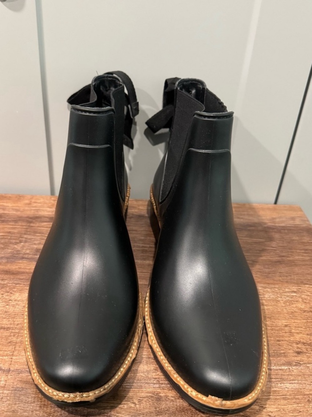 Bernardo Paxton Waterproof Ankle Boots US 10